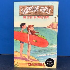 Surfside Girls: The Secret of Danger Point Book